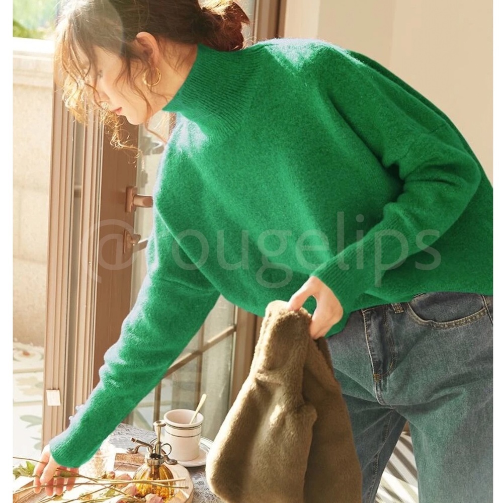 Forrest Green Knit Turtleneck Pullover Sweater Long Sleeve Drop Shoulder